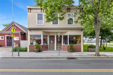 aldos greenport